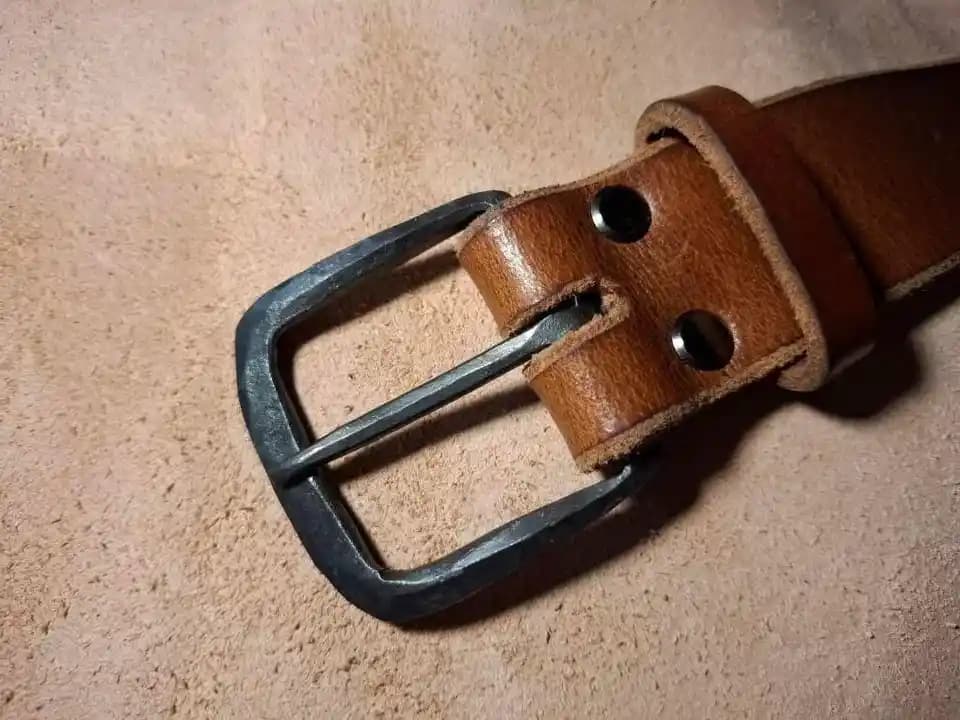 El Dövmesi Kemer Tokaları: Geleneksel Üretim Süreci ve Dayanıklılık Özellikleri