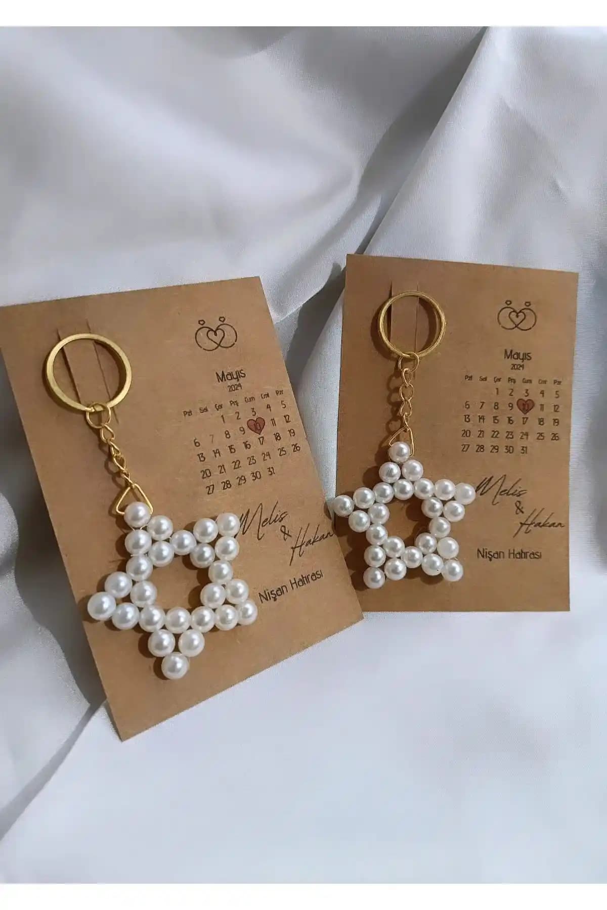 ErEs Atelier İnci Yıl<dı>z Anahtarlık Nişan ve Söz Hediyesi için Zarif ve Anlamlı Seçenek