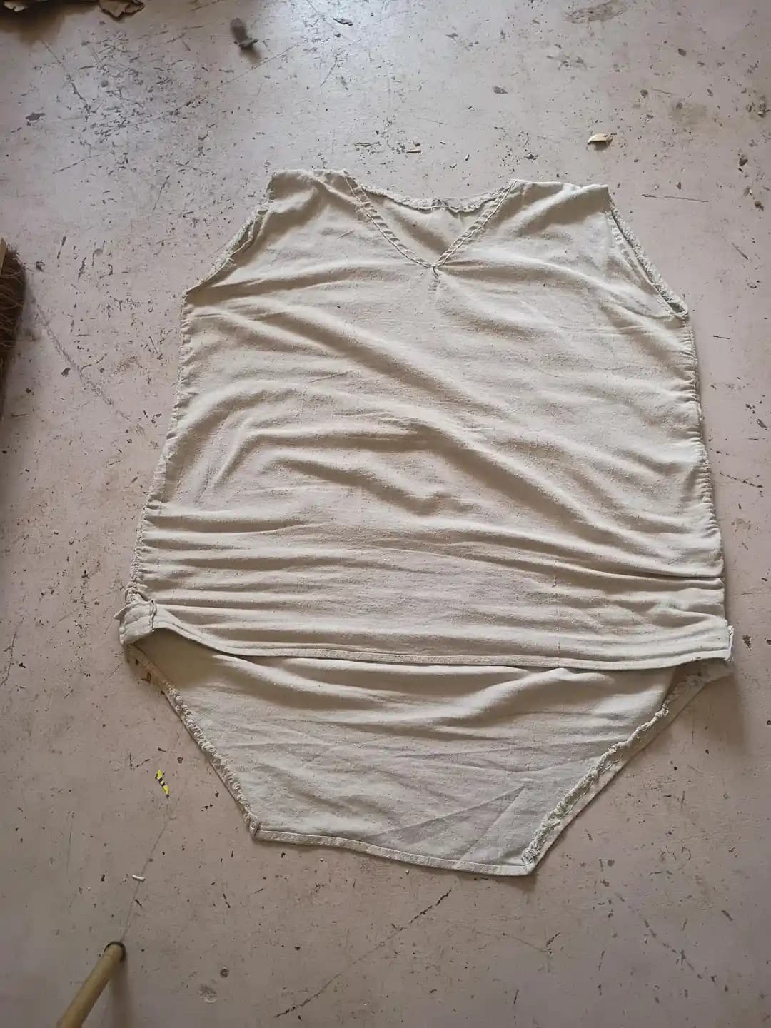 Eski Kumaşlardan El Yapımı Giyim Projeleri: Geleneksel Teknikler ve Sürdürülebilir Moda Yaklaşımları