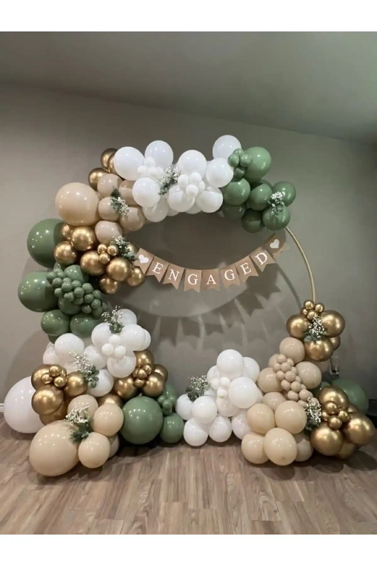 Gold Center Parti Setim: Renkli ve Şık Balonlar ile Dekorasyon Çözümleri