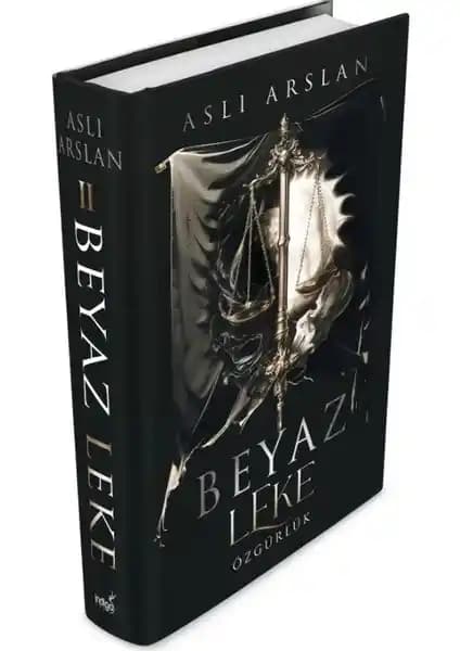 İndigo Kitap Beyaz Leke 2 ve Varislerin Oyunu: Kapak ve İçerik Karşılaştırması