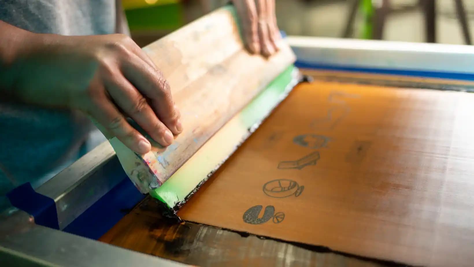 Kendi Damga Tutacaklarınızı ve Yenilikçi Baskı Tekniklerini Yaratmanın Yolları