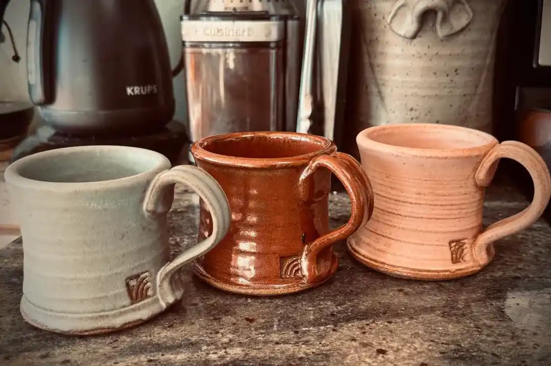 Seramik Kupa Yapımında Sırlama ve Kulpların Estetik ve İşlevsel Rolü