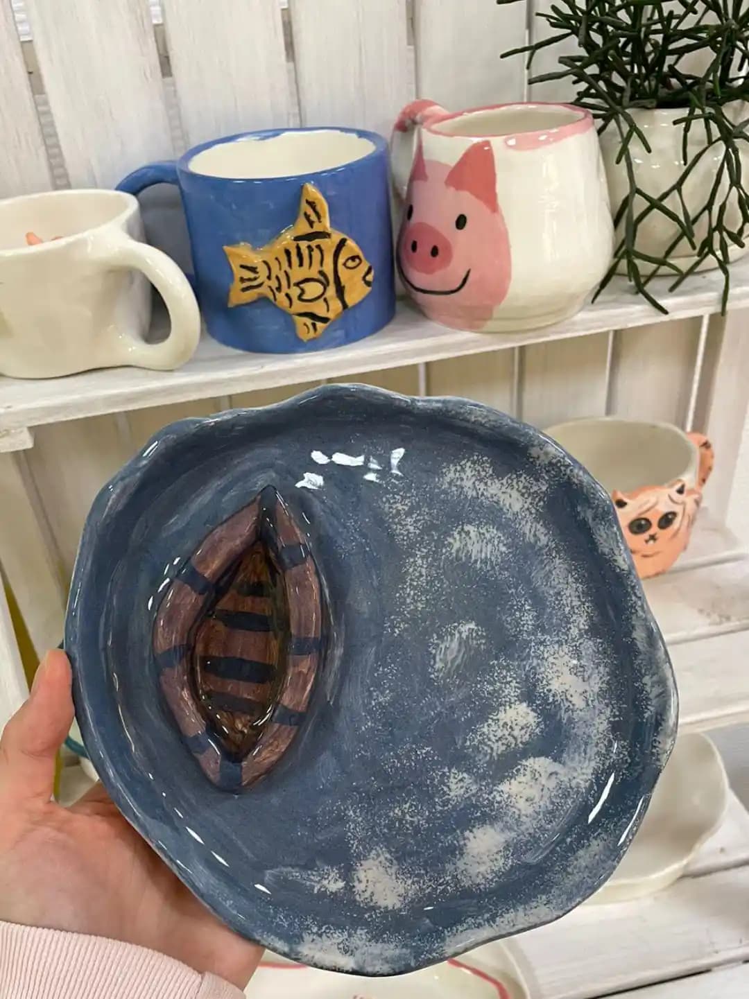 Seramikte Tekne Tasarımında Form, Renk ve Perspektif Kullanımıyla Algı Yönetimi