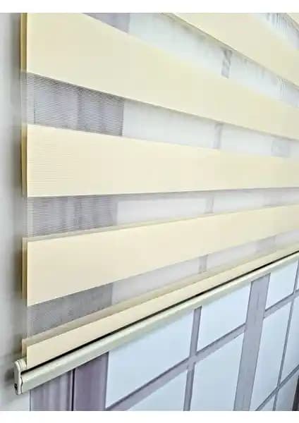 BBB Zebra Stor Perde Krem MZ509 Modern Tasarım ve Kolay Kullanım Özellikleriyle Öne Çıkar