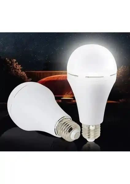 Cata Panco Elektriksiz 8 Saat Yanar Şarjlı LED Ampul Güçlü ve Güvenilir Acil Aydınlatma Çözümü