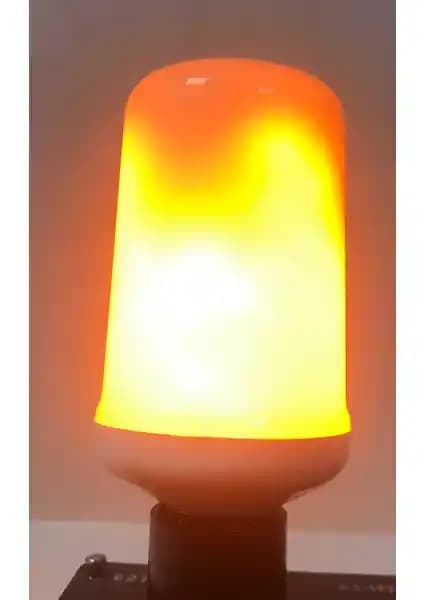 Horoz Alev Ampulü Üç Kademe Alev Efekti ile Atmosfer Yaratma Rehberi