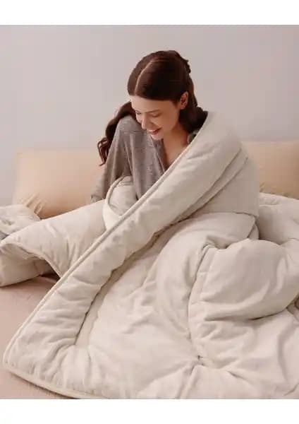 Madame Coco Carole Çift Kişilik Yorgan: Şıklık ve Konfor Sunan Modern Uyku Çözümü