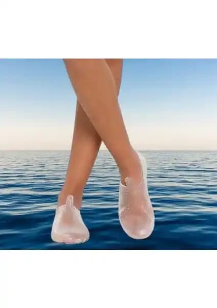 Emek Şeffaf ve Slipcat Kadın Deniz Ayakkabıları Karşılaştırması