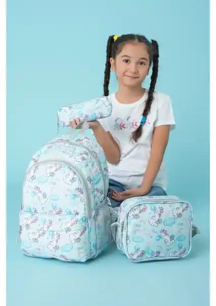 İki Popüler Okul Çanta Setinin Detaylı Karşılaştırması ve Seçenekler