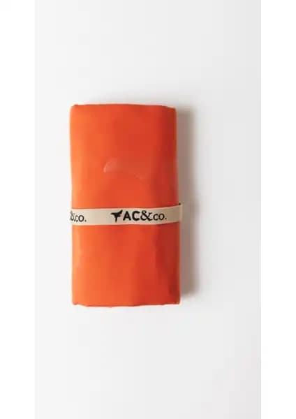 Altınyılz Classics Erkek Kiremit Mikrofiber Plaj Havlusu: Şık ve Pratik Tasarım