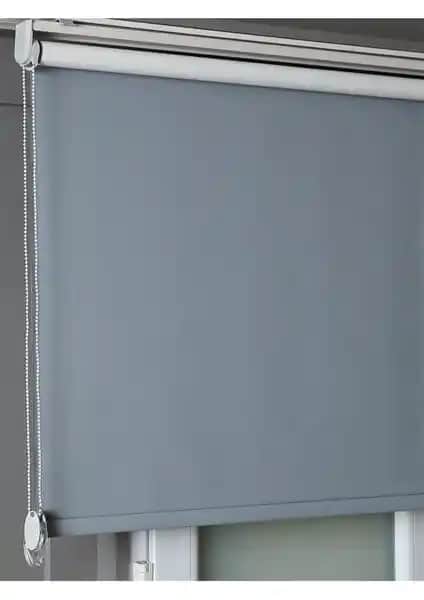 Bizden Perde Blackout Gri Renk Karartma Stor Perde Modern İç Mekanlar İçin Fonksiyonel ve Estetik