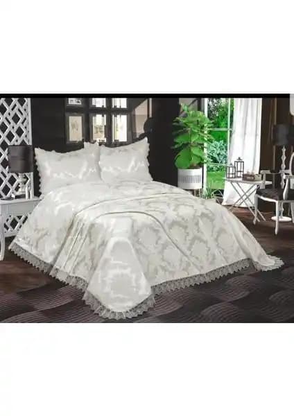 Bursa Çeyiz Açelya Fransız Güpürlü Aden Yatak Örtüsü: Zarif ve Dayanıklı Tasarım Özellikleri ve Kullanım Rehberi