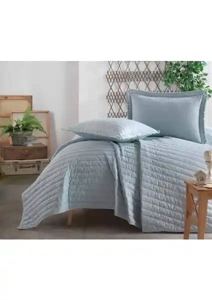 Clasy Pedra V4 Turkuaz Yatak Örtüsü Modern ve Konforlu Tasarım Özellikleri