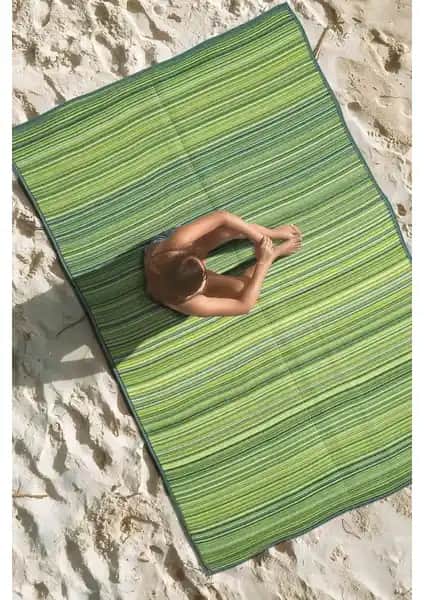 Çok Amaçlı Dayanıklı Katlanabilir Halı - Plaj, Piknik ve Dış Mekan Kullanımı