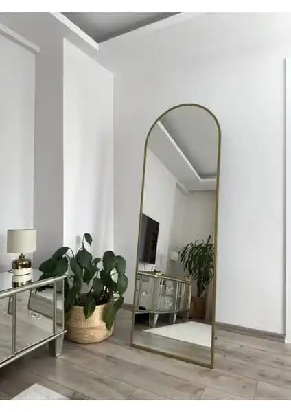 Effe Yapı Dekor Gold Metal Çerçeveli 180x60 cm Ayaklı Boy Aynası Analizi ve Özellikleri