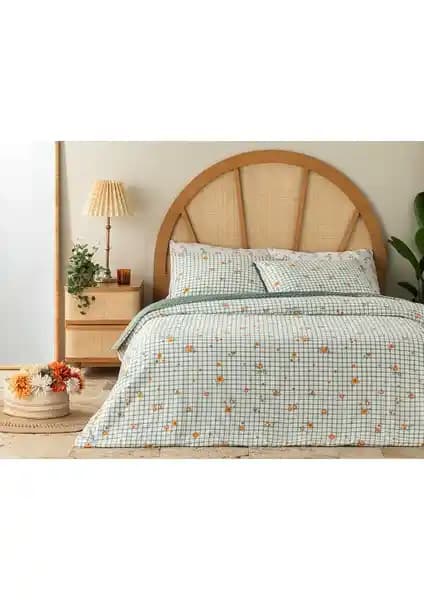 English Home Bloom Check Pamuk Çift Kişilik Nevresim Takımı: Estetik ve Konforun Buluşması