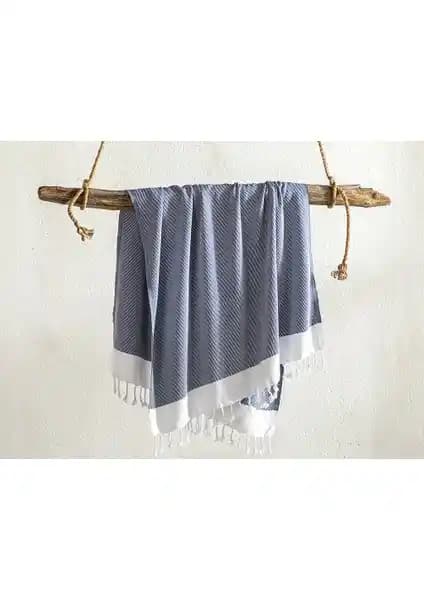 English Home Diagonal Pamuklu Peştamal: Modern ve Şık Plaj Aksesuarı