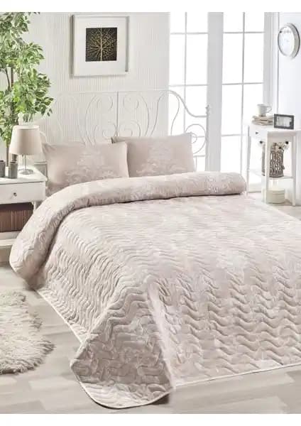 Enlora Home Kapitone Yatak Örtüsü Seti: Şıklık ve Konforu Bir Arada Sunar