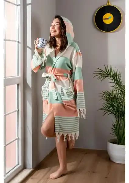 Ephemeris Pamuk Peştamal Bornoz: Doğal ve Estetik Tasarım ile Konforlu Kullanım