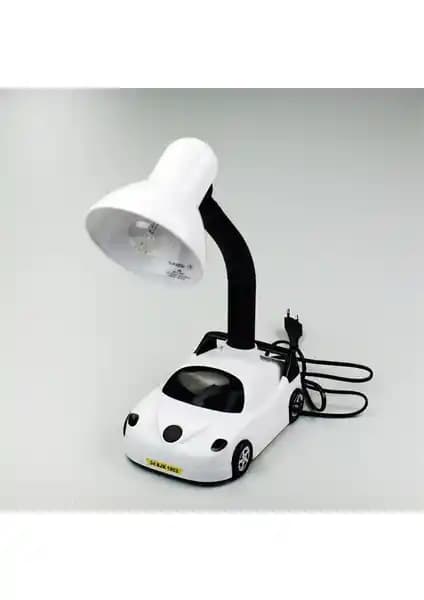 Evo Araba Masa Lambası: Modern Tasarım ve Uzun Ömürlü İşlevsellik Sunan Aydınlatma Çözümü