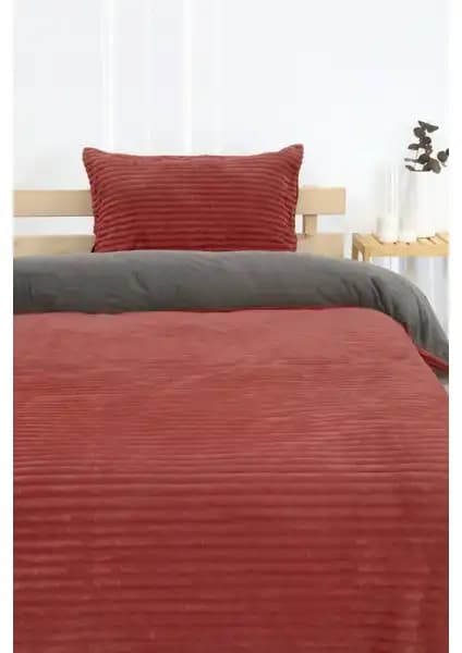 Favora Merinos Eternity Fitilli Peluş Nevresim Takımı: Şıklık ve Konforun Modern Buluşması