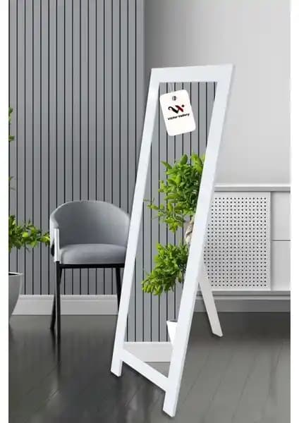 Hediyeler Kapında Ayaklı Beyaz Ahşap Boy Aynası Ev Dekorasyonuna Zarafet Katıyor