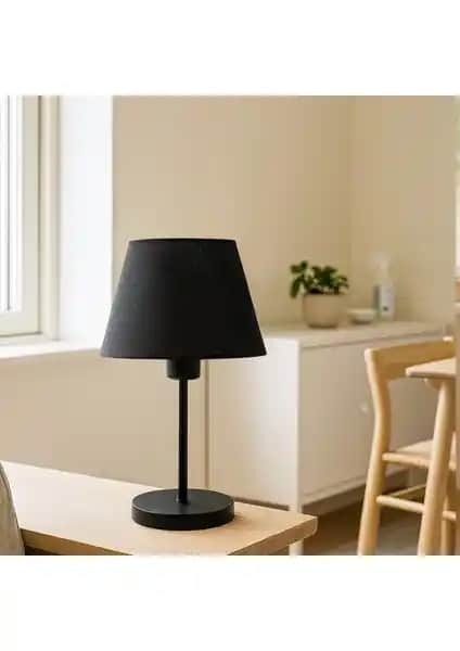 Homing Kumaş Başlık Siyah Gövde Abajur: Modern ve Şık İç Mekan Aydınlatma Çözümü