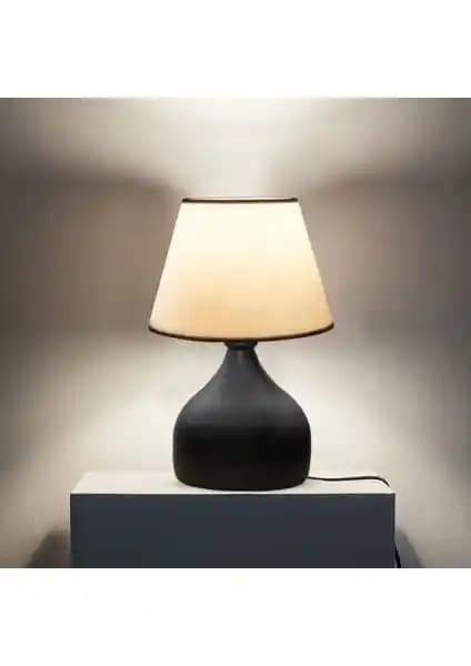 Homing Milano Metal Gövdeli Abajur: Modern ve Şık İç Mekan Aydınlatma Çözümü