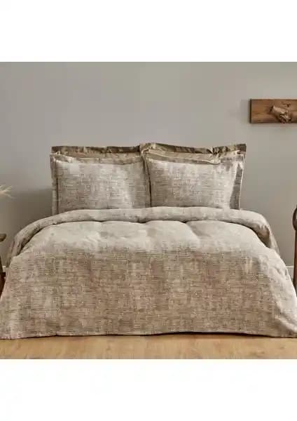 Karaca Home Valerine Çift Kişilik Yatak Örtüsü Seti: Estetik ve Fonksiyonellik Bir Arada