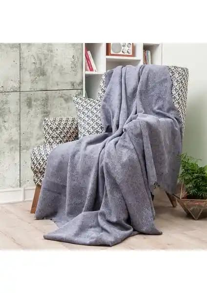 Latuda Şönil Jakarlı Desenli Kaymaz Koltuk Şalı Ev Dekorasyonunda Şıklık ve Konfor Sağlar