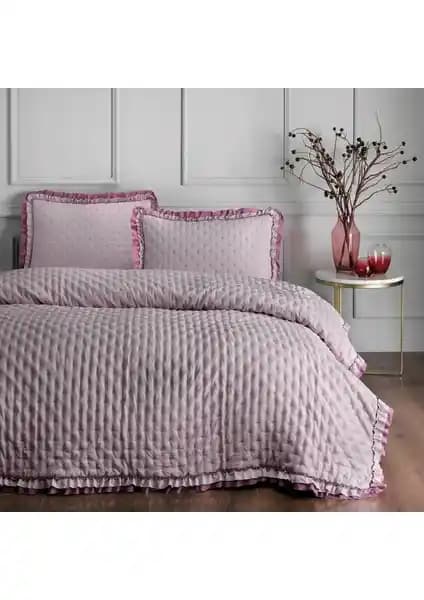 Linens Scarlett Lila Çift Kişilik Yatak Örtüsü Seti Estetik ve Konfor Sunar