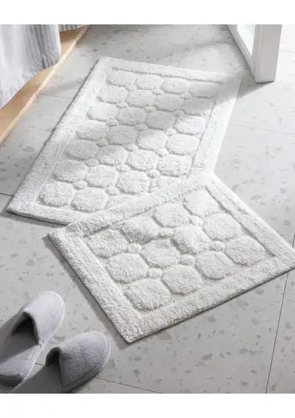 Madame Coco Annabella 2'li Pamuklu Ekru Banyo Paspası Modern ve Şık Tasarımıyla Öne Çıkıyor