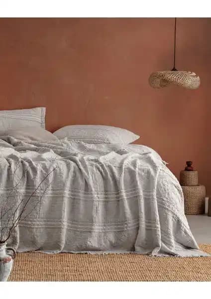 Madame Coco Ethnique King Kişilik Yatak Örtüsü Açık Gri Modern ve Şık Tasarım