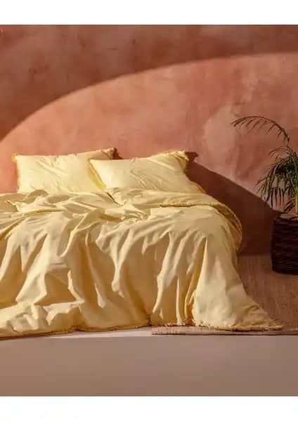 Madame Coco Sona King Size Püsküllü Nevresim Takımı - Sarı, Şıklık ve Konfor Sunan Yatak Örtüsü