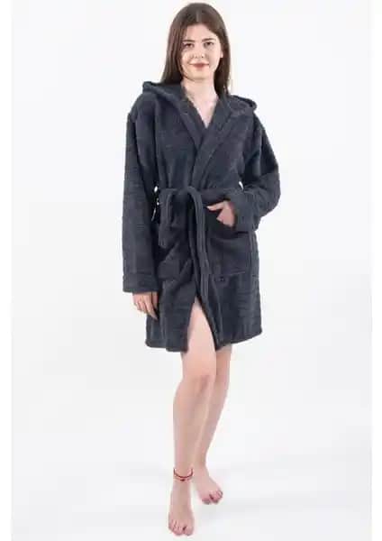 MaisonArt Comfy Kapşonlu Wellsoft Peluş Bornoz Sabahlık Kadınlar İçin Konfor ve Şıklık Sunar