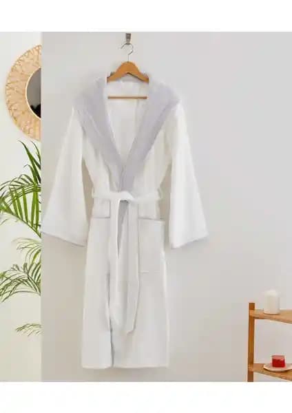 Maisonette Hera Bornoz: Konfor ve Şıklık Sunan Yüksek Kaliteli Pamuklu Bornoz