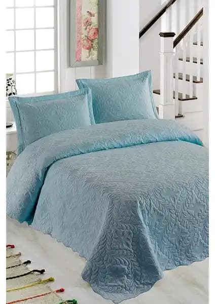 Modern ve Şık Turkuaz Çift Kişilik Yatak Örtüsü - Dayanıklı ve Kolay Bakımlı