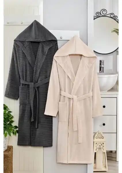 Moke Pera 2'li Çift Bornoz Kapşonlu Set Modern Tasarımı ve Konforuyla Öne Çıkıyor