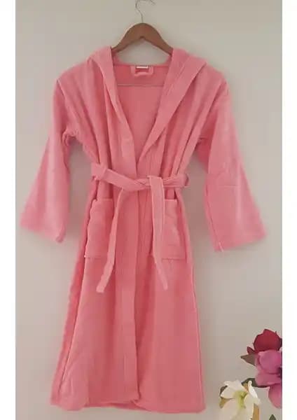 My Sweet Baby Kadife Çocuk Bornozu: Konfor ve Şıklık Sunan Doğal Pamuklu Ürün