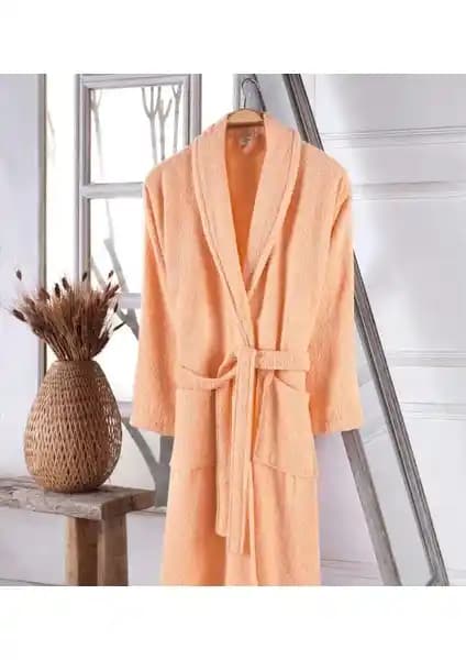 Oyalı Textile Organik Pamuk Bornoz: Doğal ve Şık Tasarım ile Günlük Konfor Sunar