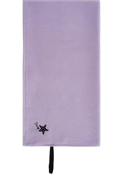 Özdilek Tarzy Nakışlı Plaj Havlusu: Şık ve Fonksiyonel Yaz Tatili Aksesuarı