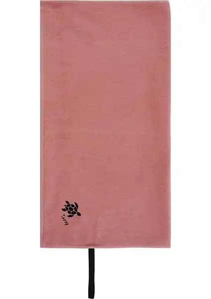 Özdilek Tarzy Nakışlı Plaj Havlusu: Şık ve Hafif Yaz Tatili Aksesuarı