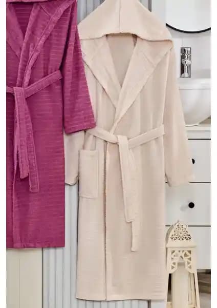 Pera 2'li Çift Bornoz Kapşonlu Seti: Şıklık ve Konforun Modern Buluşması