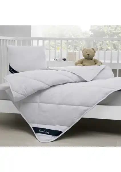 Pierre Cardin Bebek Yastığı: Güvenli ve Konforlu Uyku İçin Yenilikçi Çözüm