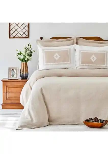 Sarah Anderson Salerno Bej Yatak Örtüsü Takımı ve Çarşaf Seti: Estetik ve Konfor Bir Arada