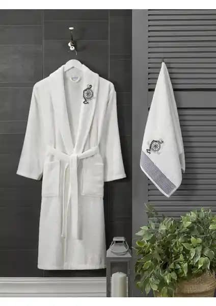 Şilay Home Havlulu Bornoz 2'li Set: Konfor ve Şıklık Sunan Yazlık Bornoz Seçenekleri