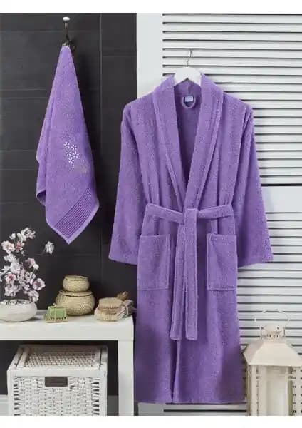 Şilay Home Havlulu Bornoz Seti Renkli ve Pamuk Malzeme ile Konfor ve Şıklık Sunar