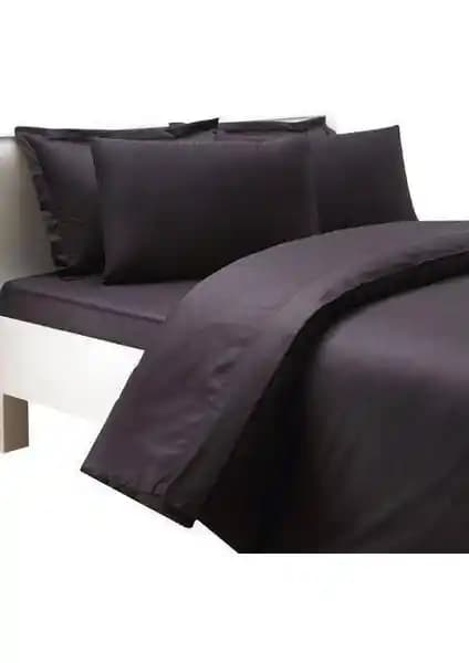 Taç Çift Kişilik Siyah Saten Nevresim Takımı Yüksek Kalite ve Şıklık Sunar