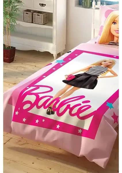 Taç Lisanslı Barbie Çek Canlandırır Nevresim Takımı: Renkli ve Dayanıklı Çocuk Yatak Seti